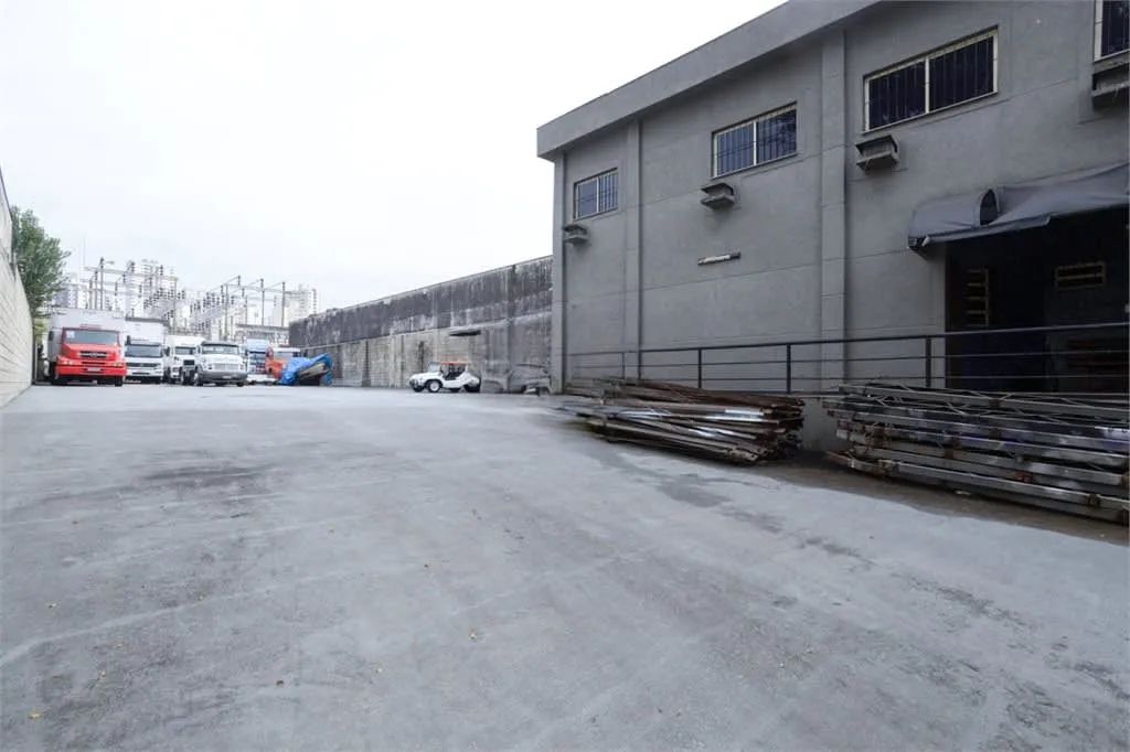 Prédio comercial na Avenida Teresa Cristina, 568  270 m² - Foto 4