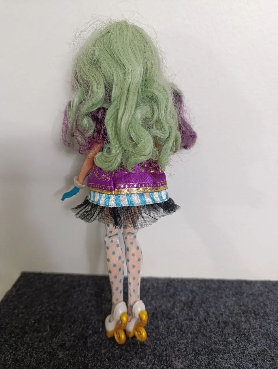 Ever After High Madeline Hatter básica  - Foto 4