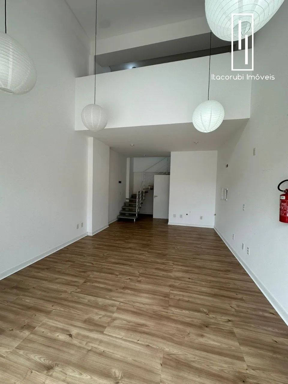 Sala para locação próximo à UFSC