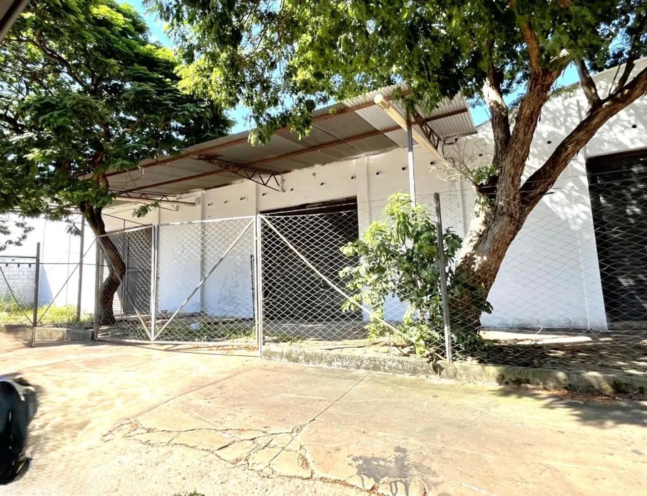 Galpão 8 - Rua Santos Dumont - Vila Santa