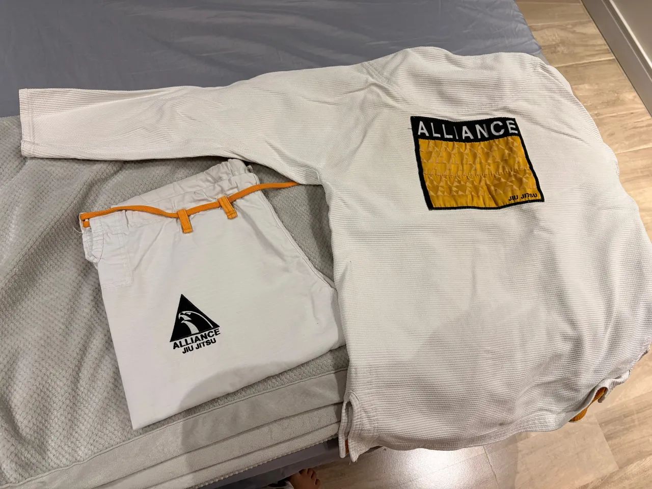 Kimono alliance A3 branco 