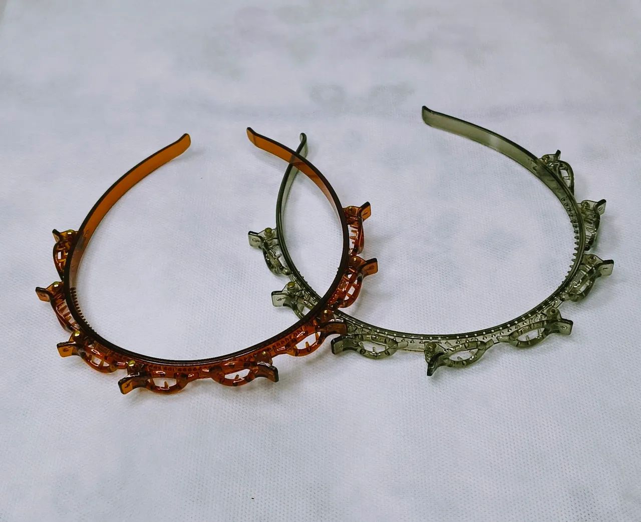 Duas Tiaras de cabelo 