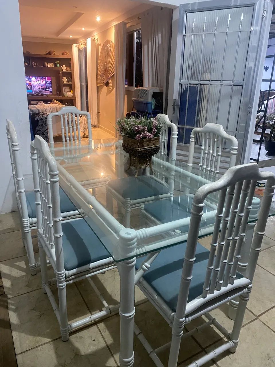 Mesa de jantar com cadeiras - 6 lugares  - Foto 5