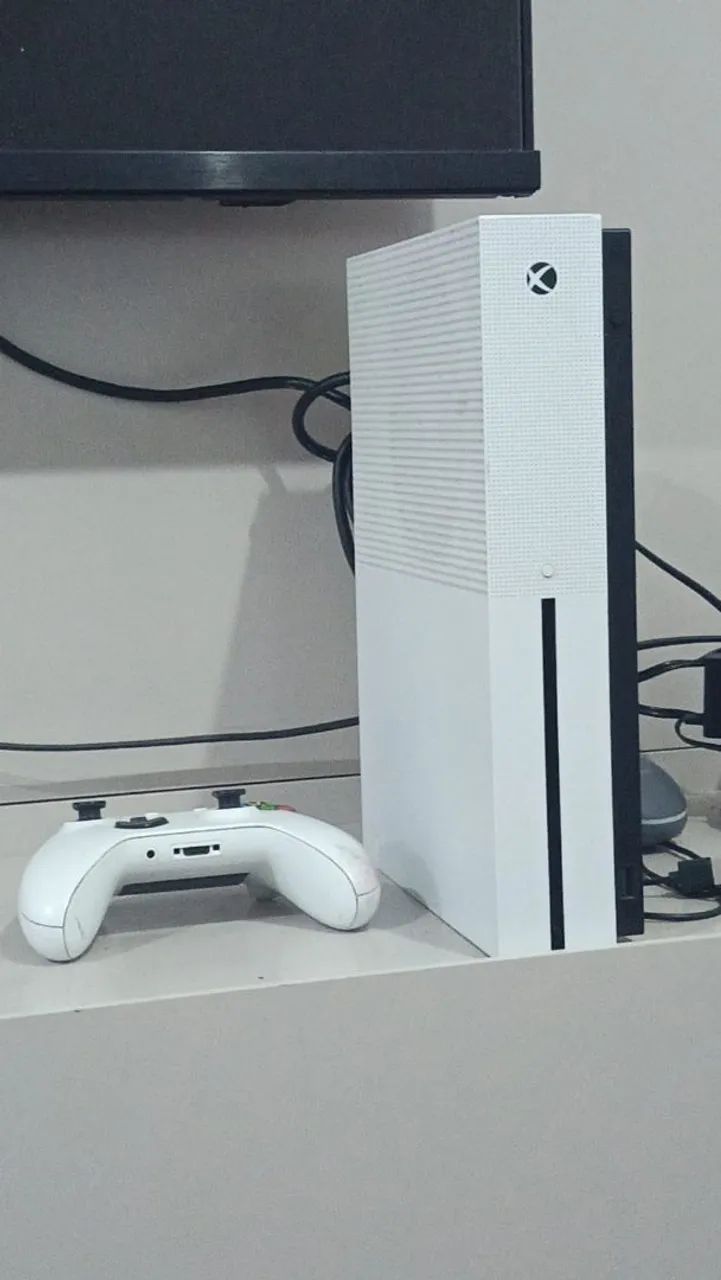 XBOX ONE S 1TB - Foto 5