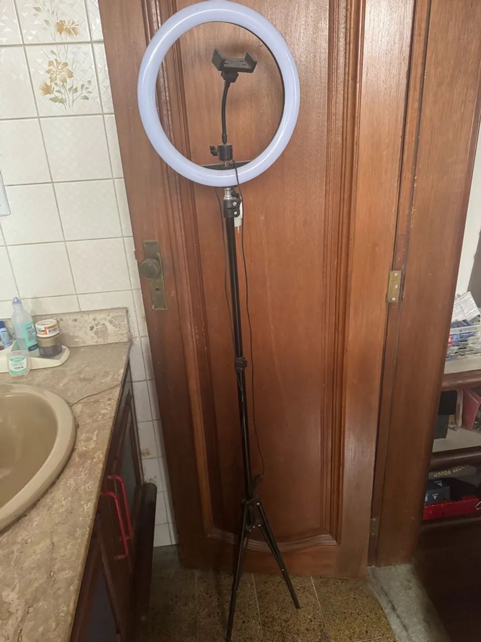 Ring light