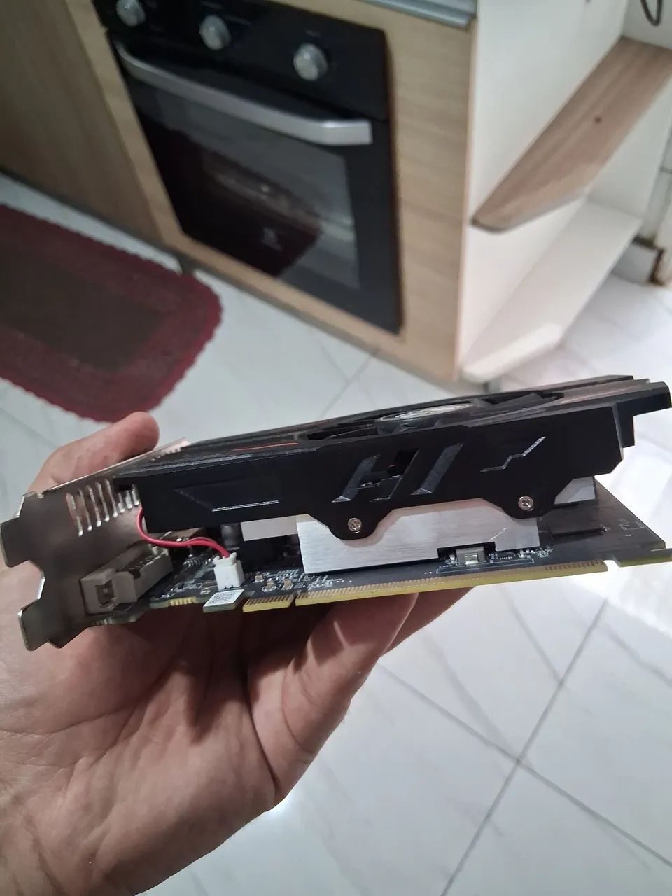 PLACA DE VÍDEO RX 550 SEMI-NOVA, ÓTIMO ESTADO - Foto 3