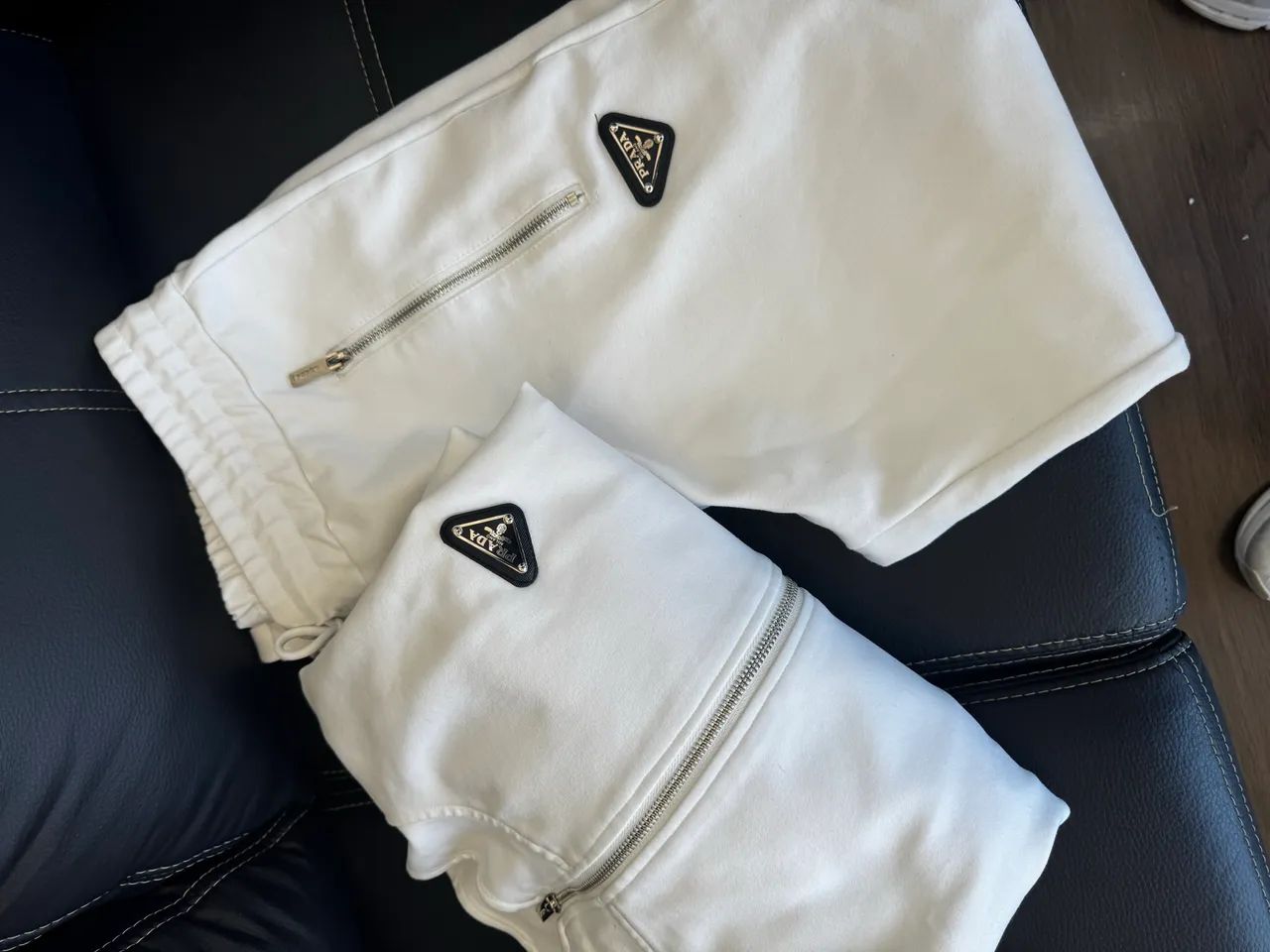 Conjunto Prada Original Branco - Jaqueta + Calça - Impecável - Foto 3