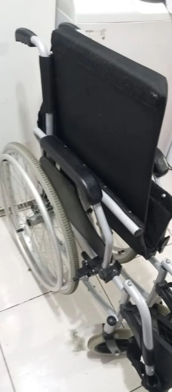 Cadeira de rodas  - Foto 5