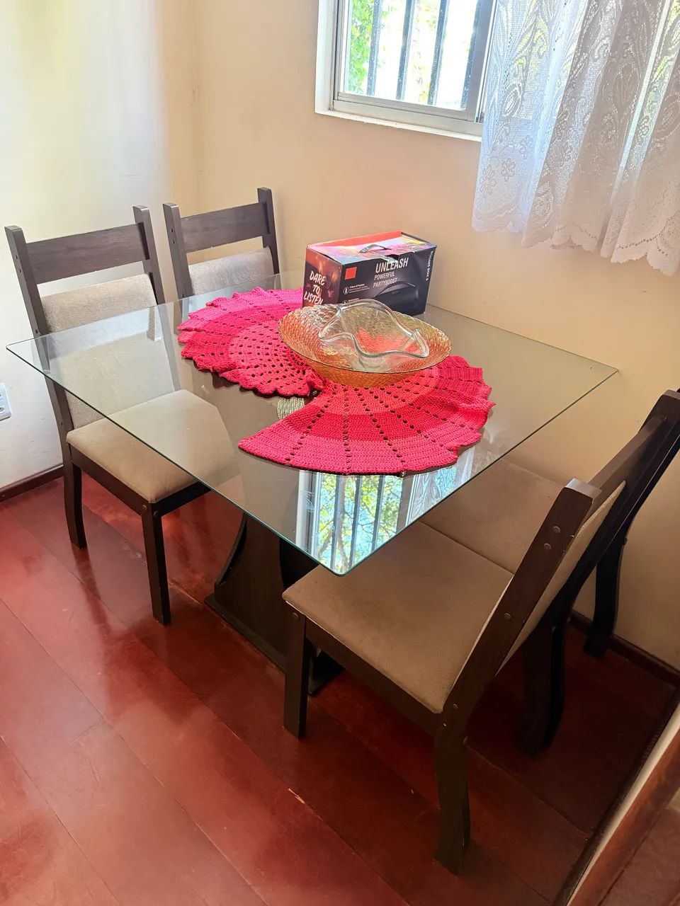 Mesa de canto 4 lugares