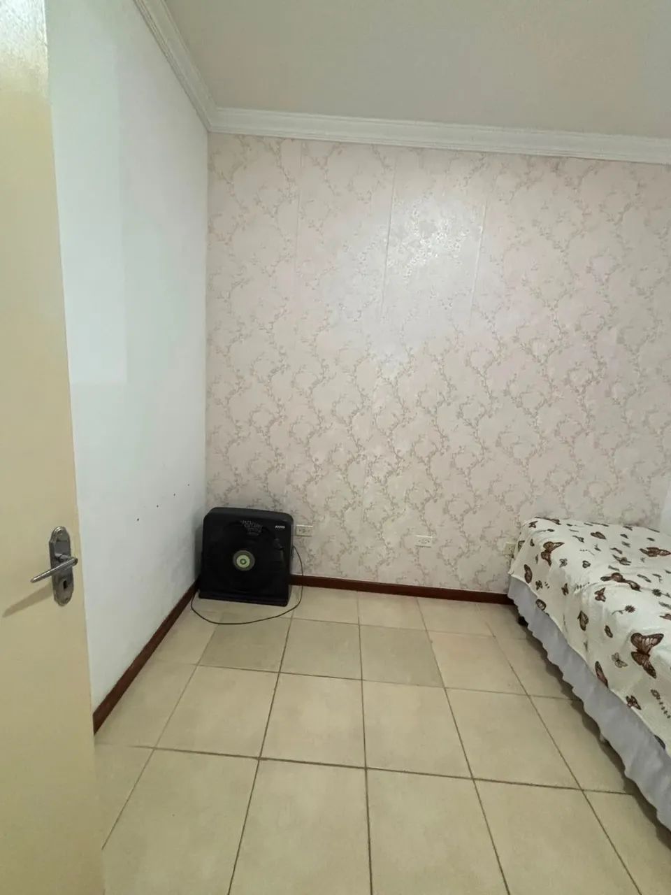 Alugo quarto em apartamento compartilhado  - Foto 2