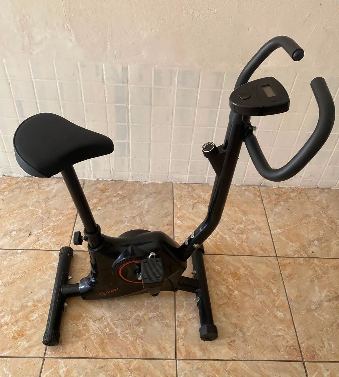 BICICLETA ERGOMÉTRICA  - Foto 2