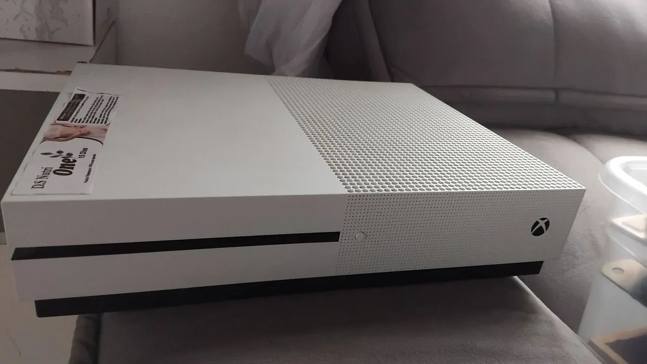 Xbox one S 1TB - Foto 5