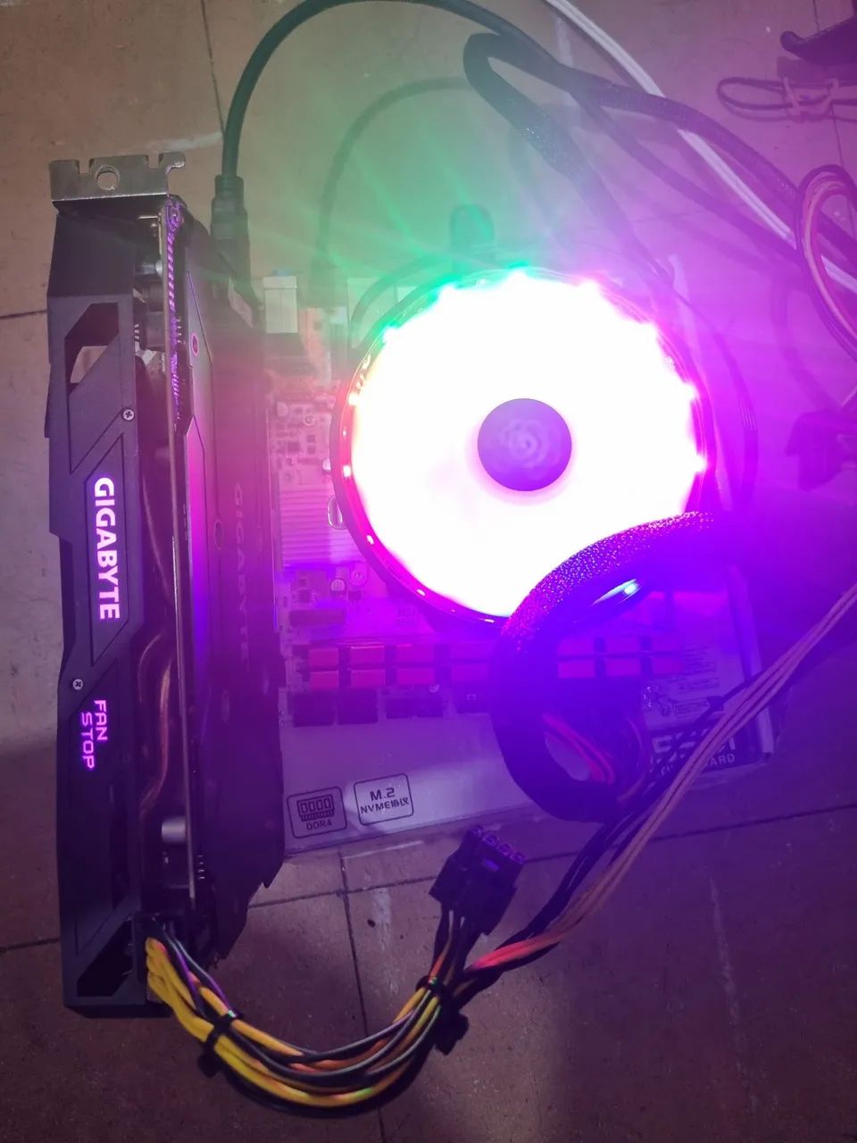 Placa de Vídeo RX 570 4GB Gigabyte - BIOSMOD - Foto 6