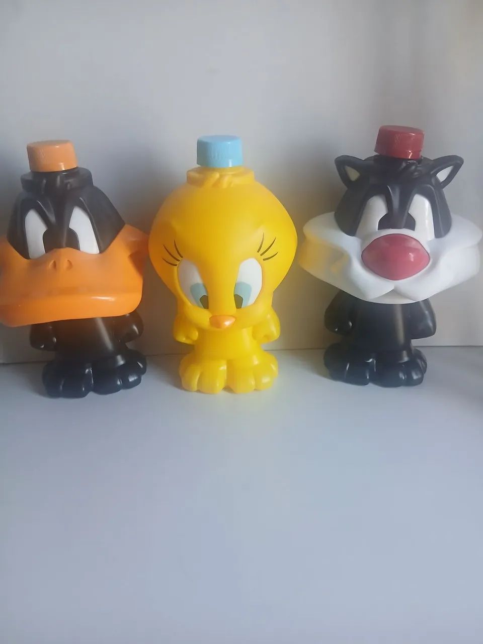 Garrafas decorativas dos Looney tunes do Giraffas  - Foto 5