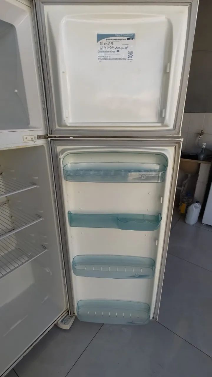 GELADEIRA ELECTROLUX DC38 - Foto 2