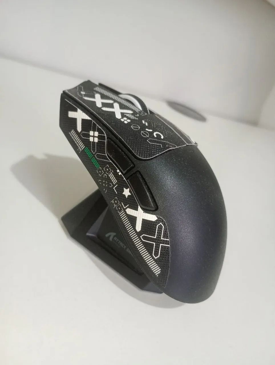 Atack shark x11 com base de carregamento (preto)