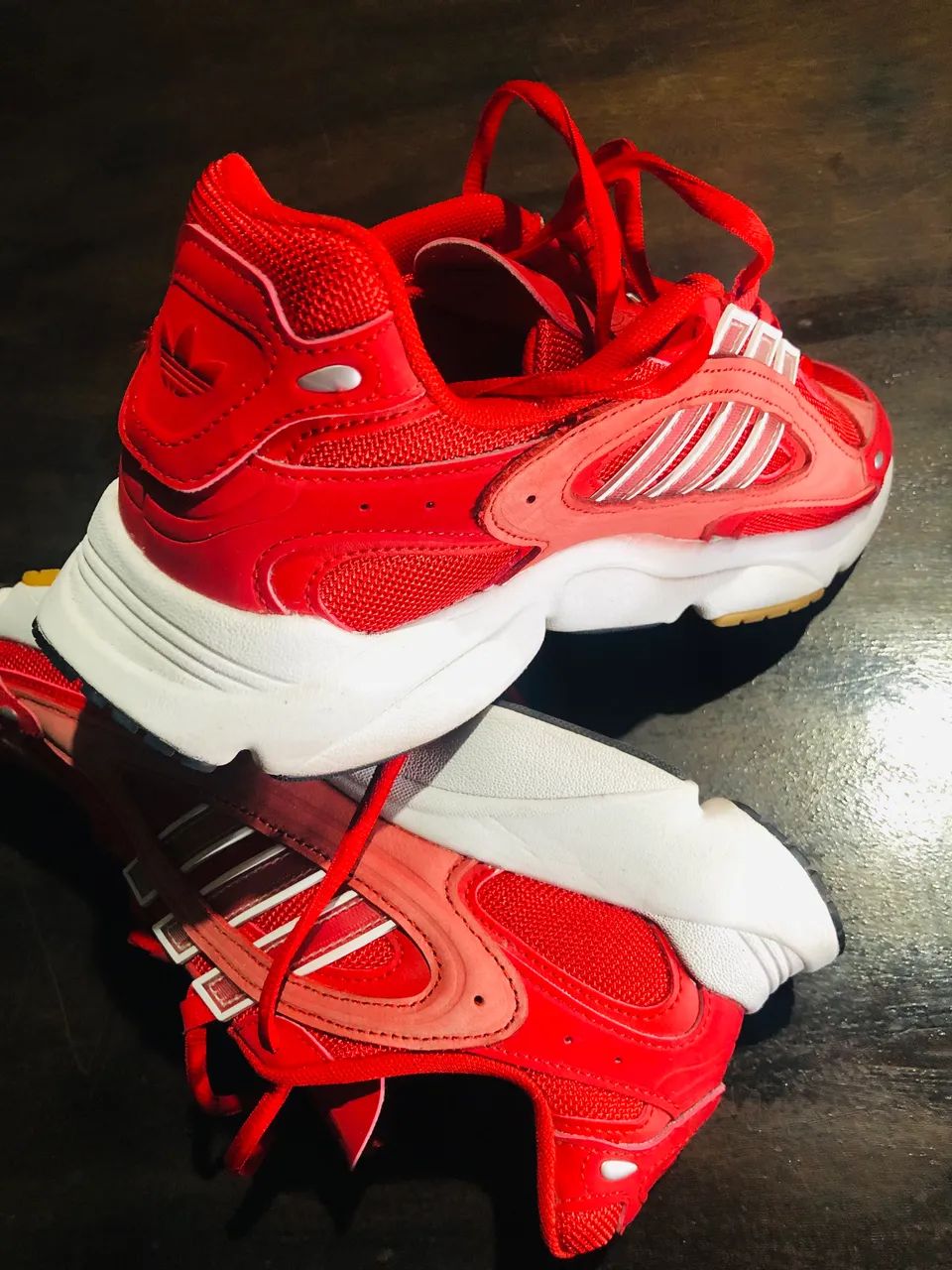 Tênis adidas edição limitada  - Foto 2