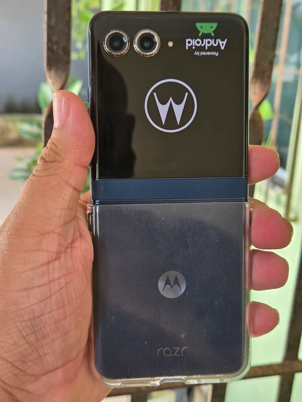 Moto razr 60 - Foto 2