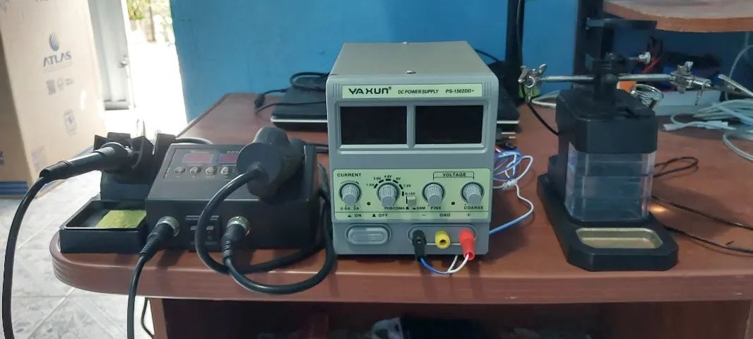 Conjunto para manutenção e reparo de celulares e estantes - Foto 3