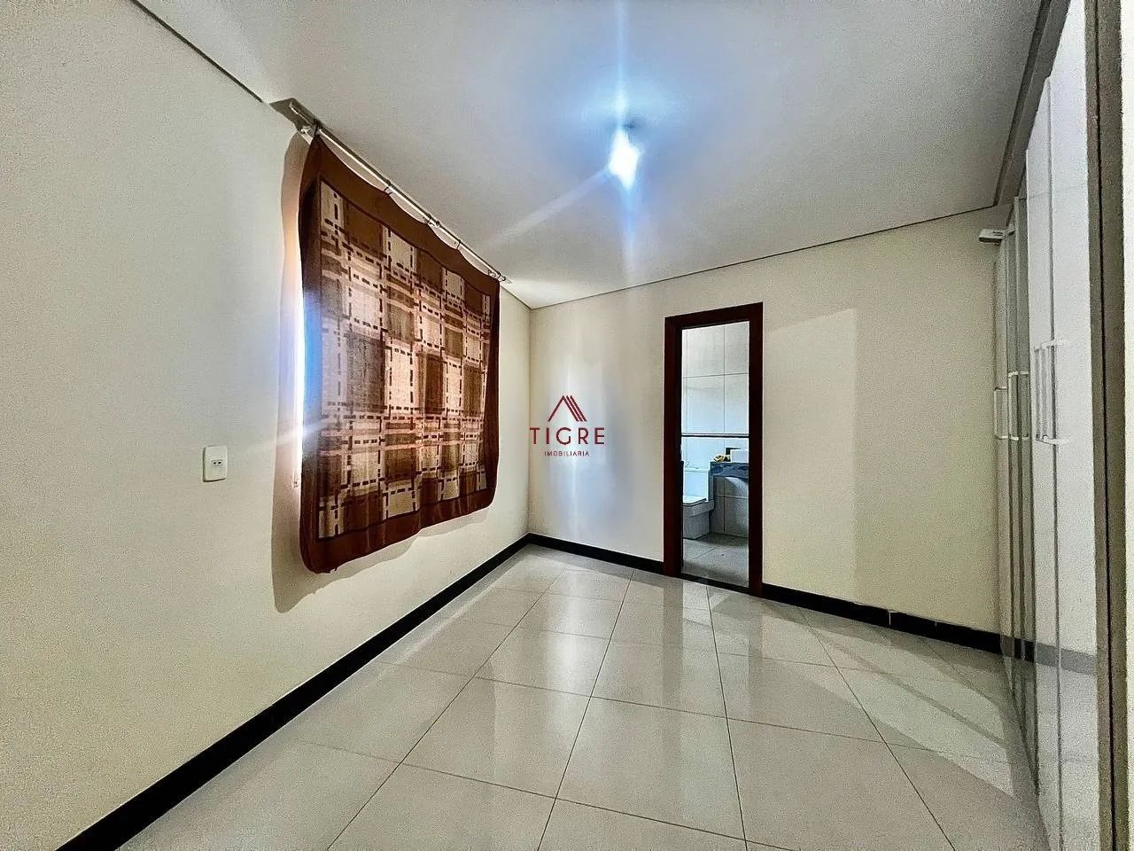 Casa com 3 quartos para locação 360m² - Foto 2