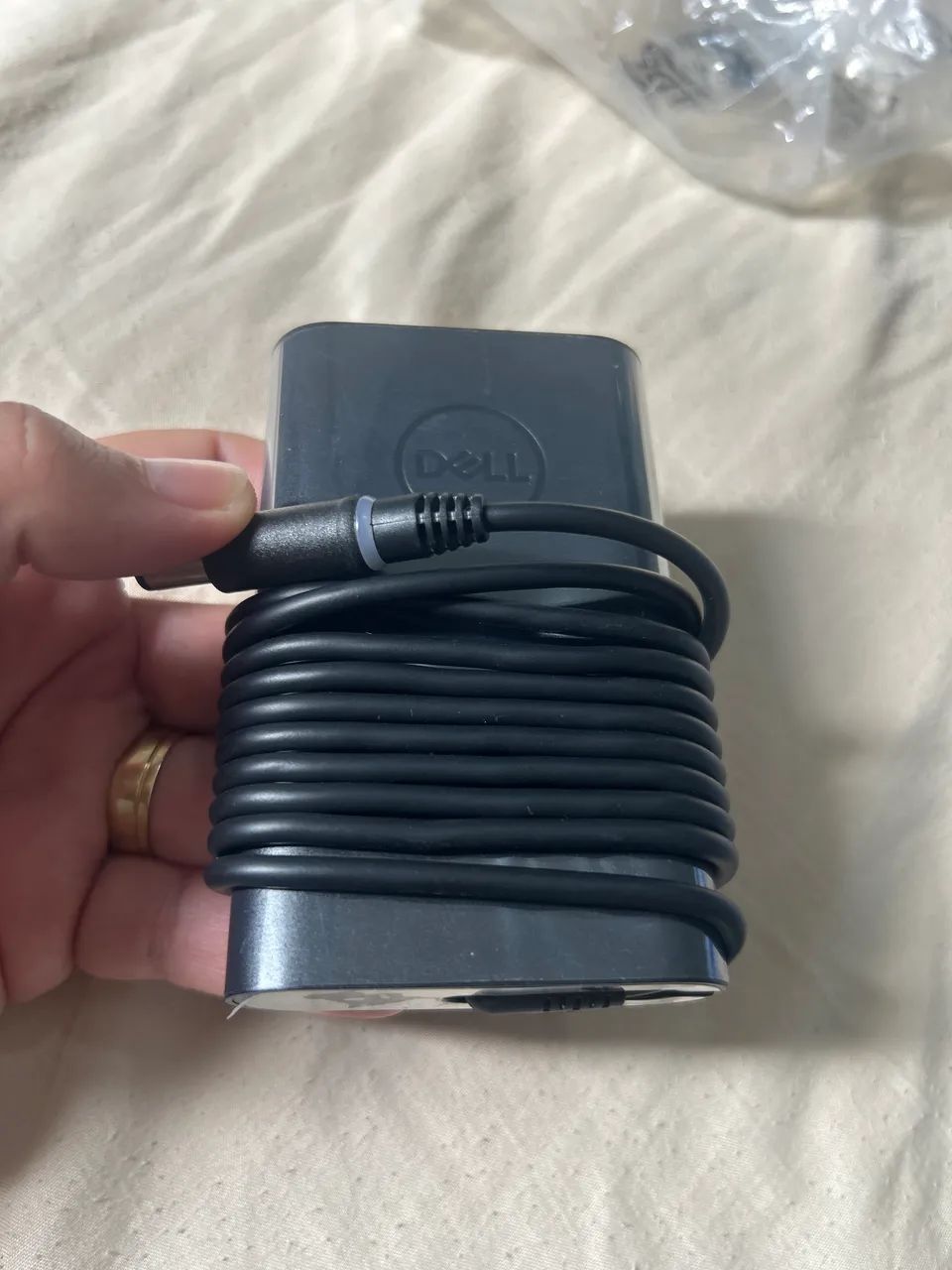 Carregador notebook Dell conector 65W USB-C adaptador CA - Foto 2