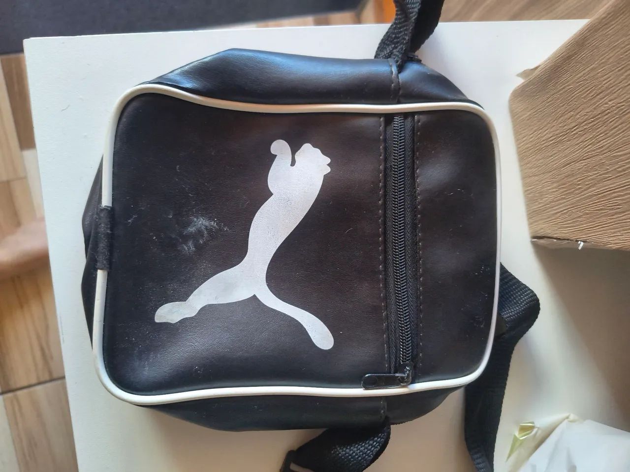 Bolsa Lateral Puma - Compacta e Estilosa