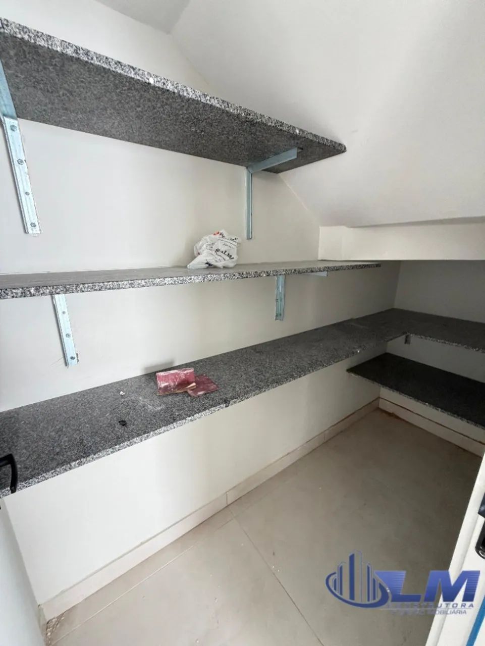 Casa à venda em Guarapari-ES: Casa Duplex em Santa Mônica com Área Gourmet, Churrasqueira  - Foto 6