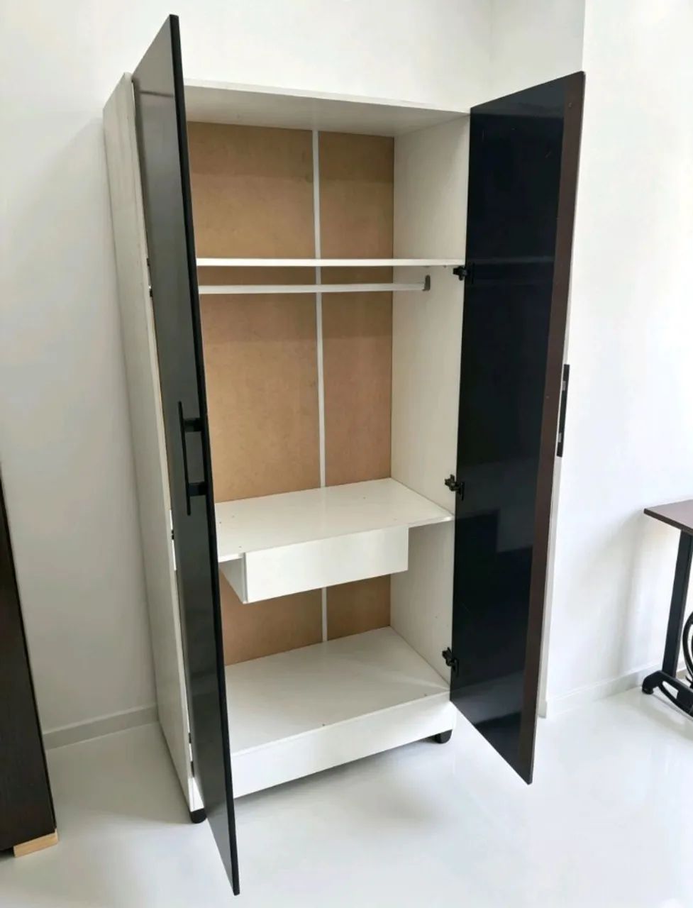 Guarda-roupa duas portas  - Foto 2