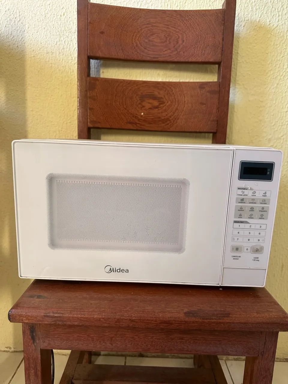 Microondas Midea novo 
