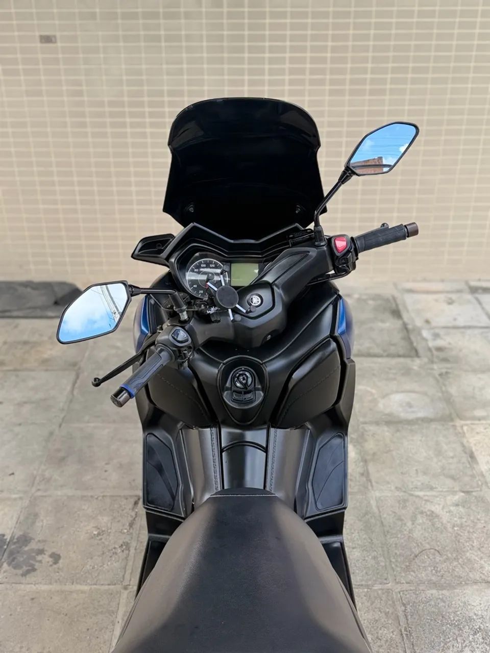 Xmax  - Foto 3