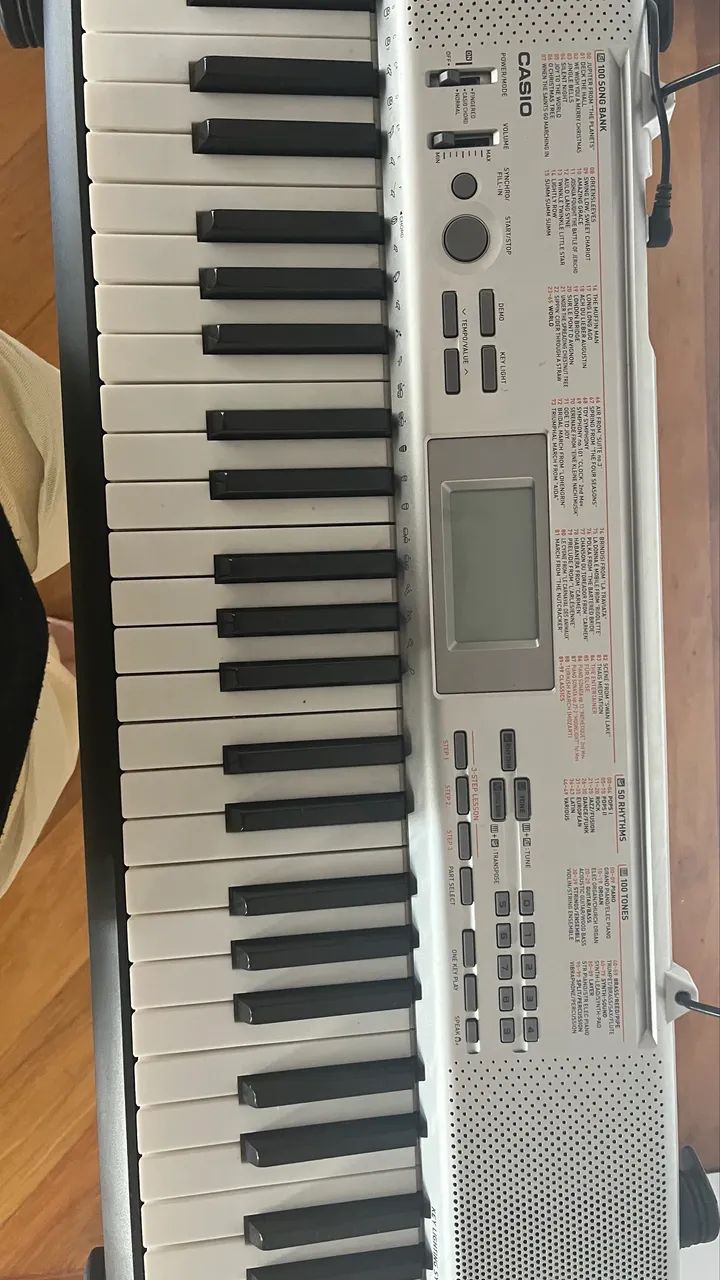 Teclado Casio Lk-130 - Foto 2