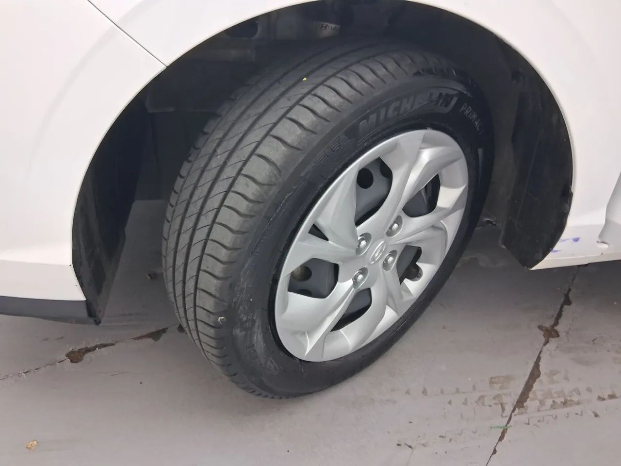 Hyundai HB20S Comfort Plus 1.0 TB Flex 12V Mec., foto 11 de 18