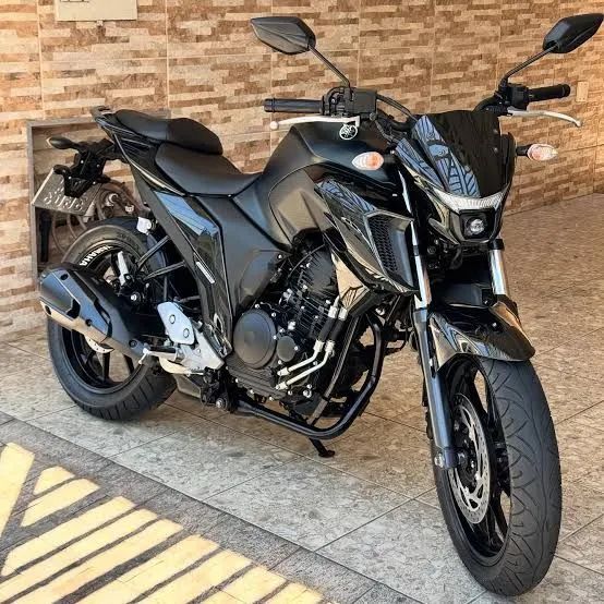 FAZER 250