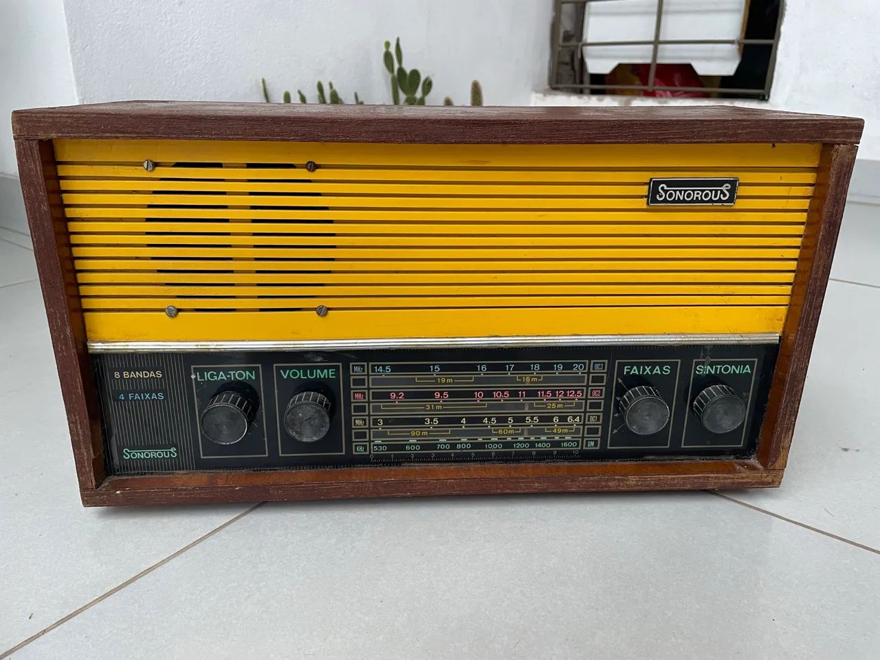 Rádio antigo Sonorous  - Foto 2
