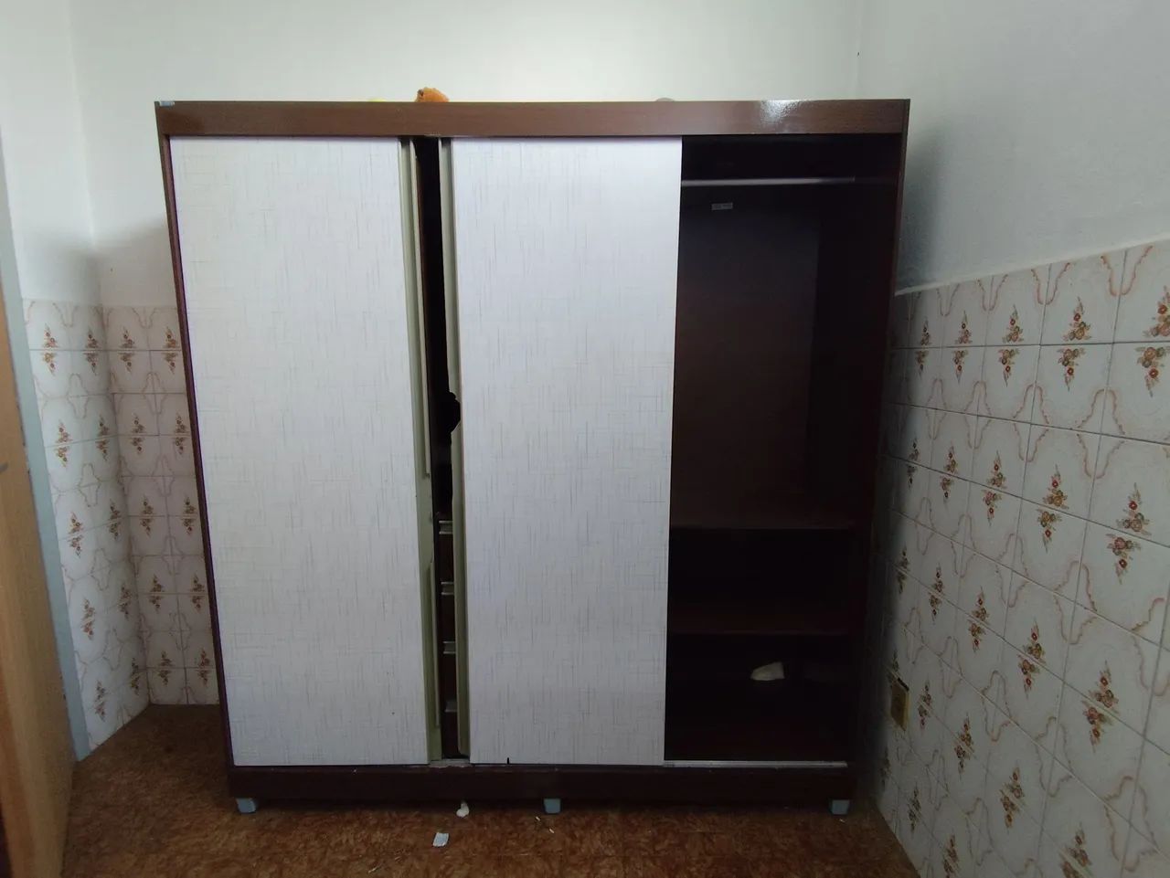 Guarda-roupa usado - Foto 2