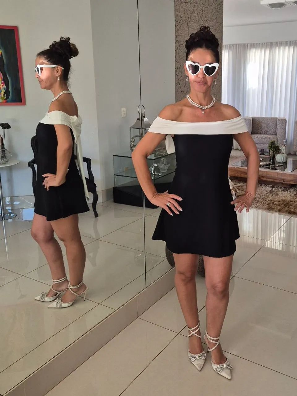 Vestido curto preto com branco  e laço grande 