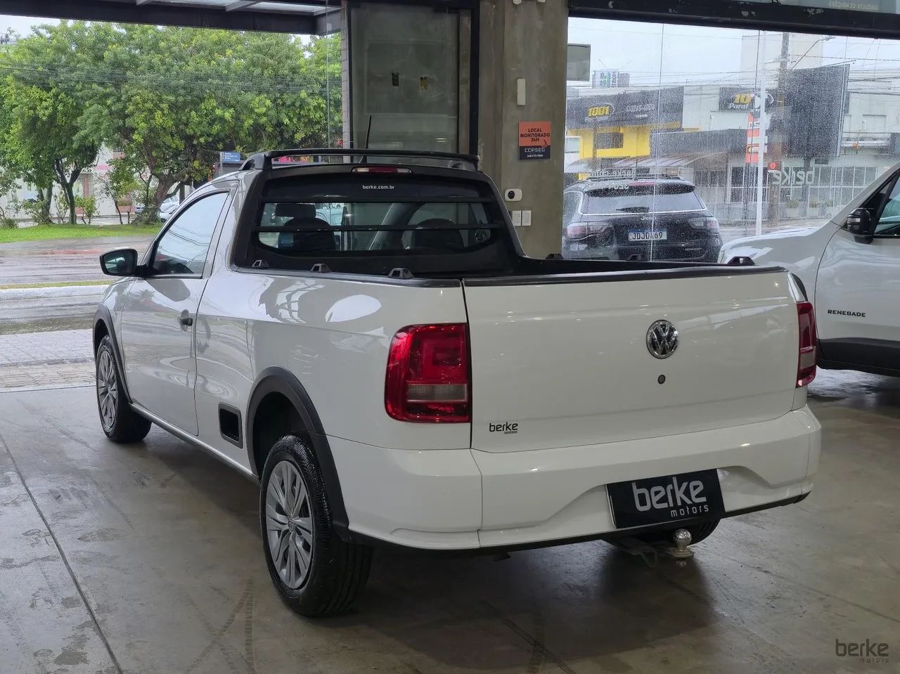 Volkswagen Saveiro Robust 1.6 Total Flex 16V 2023 - Foto 5