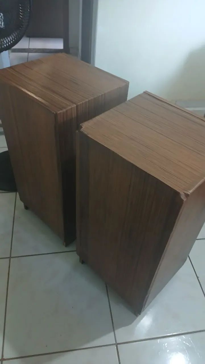 Escrivaninha criado mudo  - Foto 3