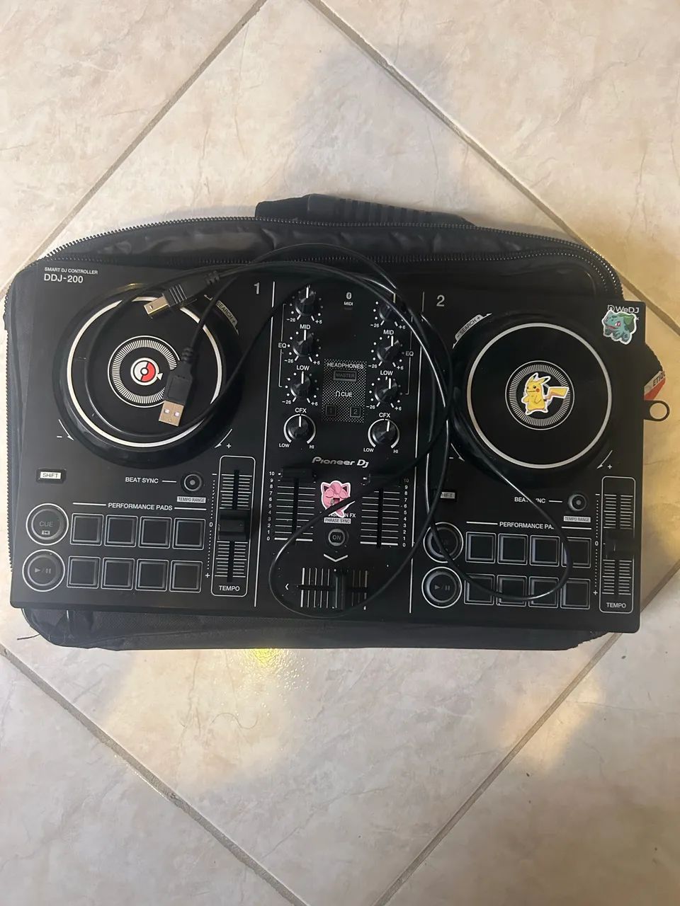 Controladora Pioneer DDJ-200 + Capa e cabo - Foto 4