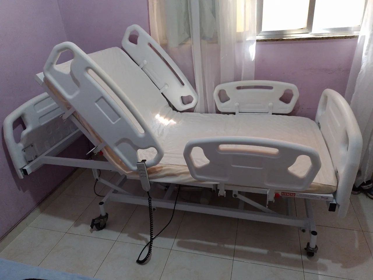 Cama hospitalar elétrica 8 posições  - Foto 4