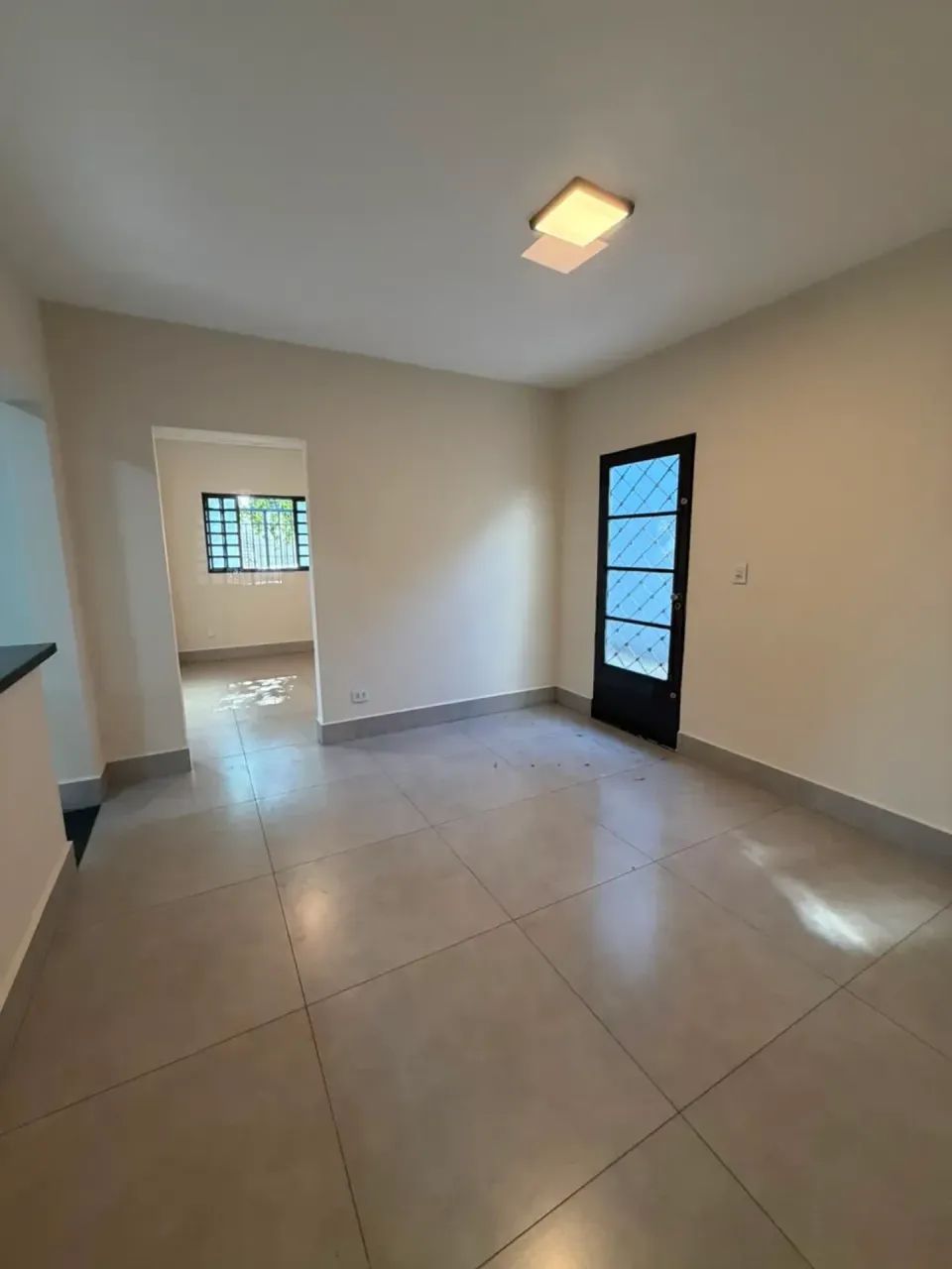 VENDO AMPLA CASA NO JD EUROPA - Foto 5