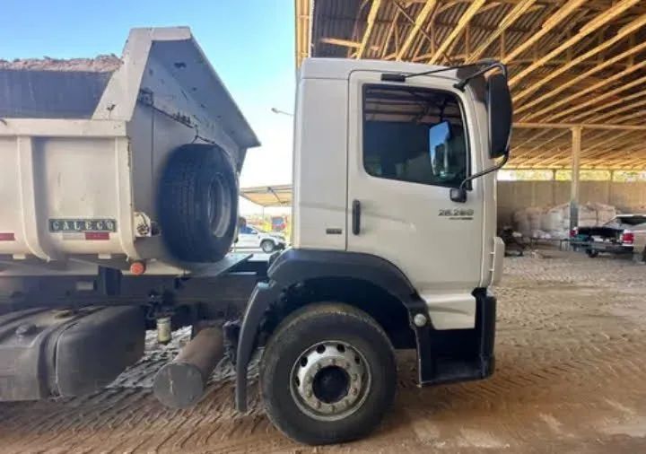 Vw 26280 traçado caçamba 2013