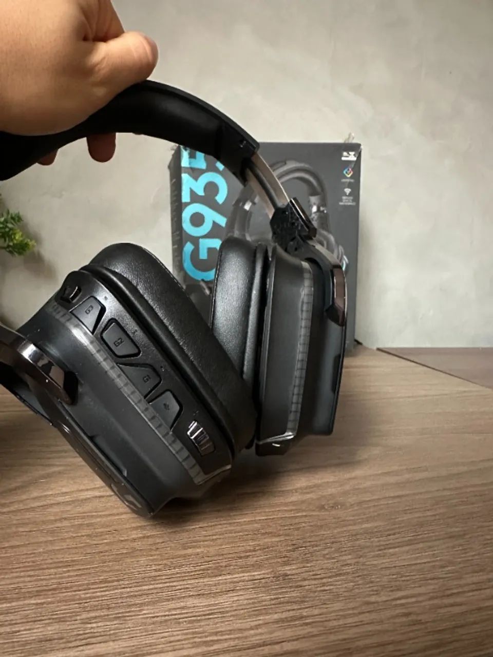 Headset Gamer Logitech G935 - Foto 4