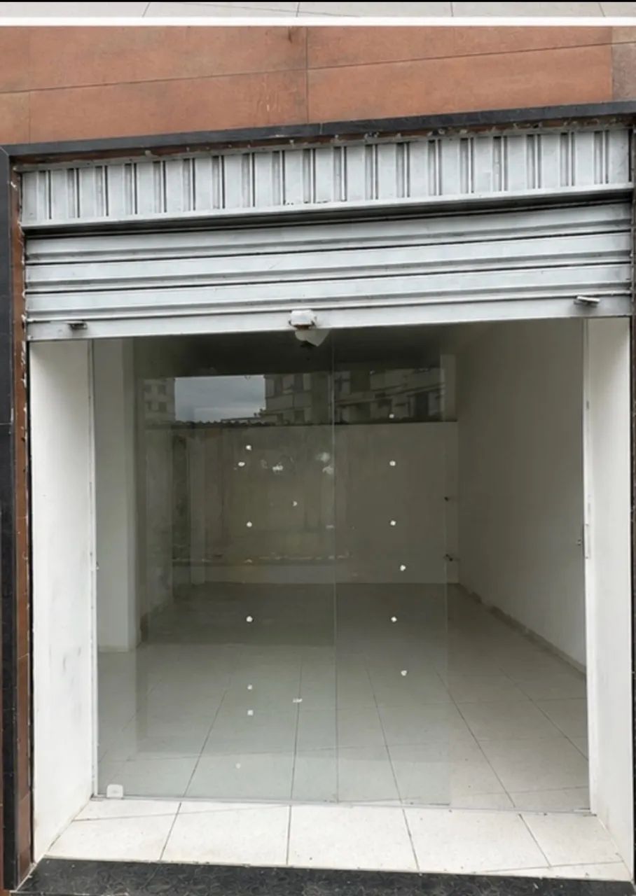 Aluga-se ponto comercial 