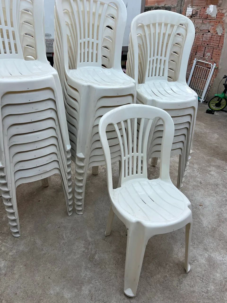Cadeira de plástico  - Foto 5