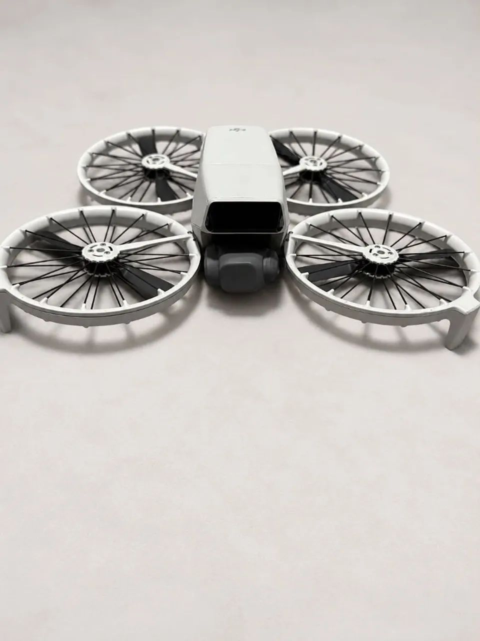 Vende-Se Drone DJI Flip Standard 