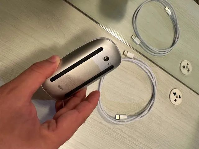 [NOVO] Apple Magic Mouse Branco + USB-C - Original - NUNCA UTILIZADO - Foto 2