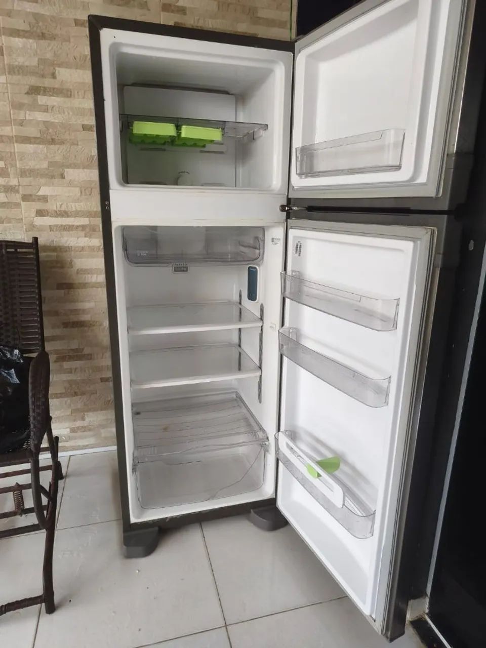 Geladeira Consul inox de 320 L - Foto 5