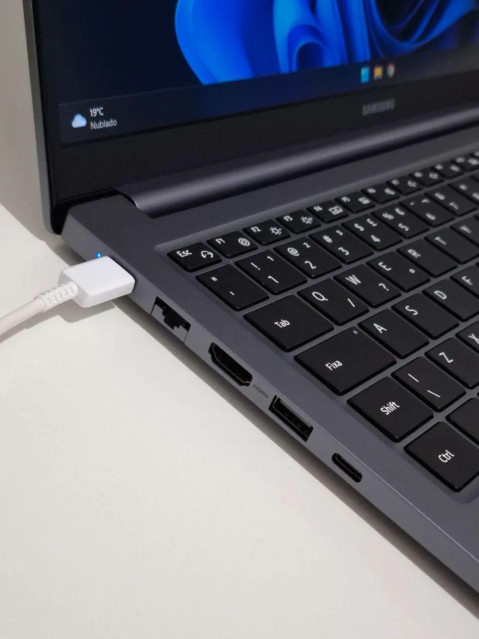 Notebook Samsung Galaxy Book 4 / i5 13° 8gb ram 236ssd nvme - Foto 4