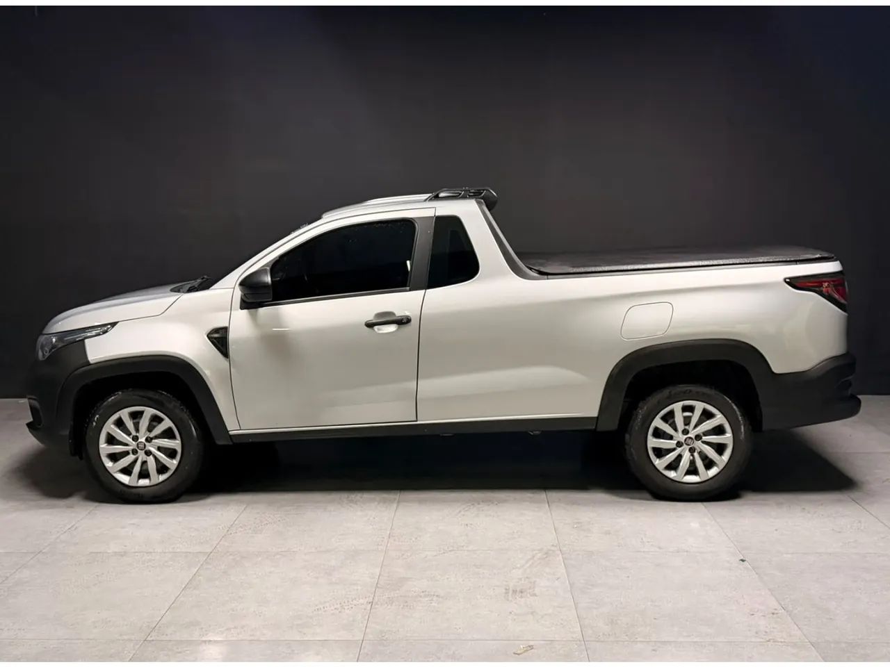 Fiat Strada Endurance 1.4 Flex 8V C 2023 - Foto 3